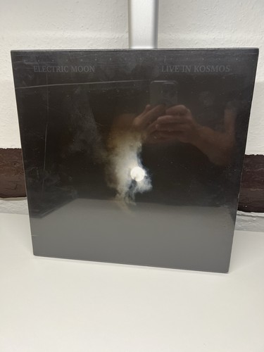 Electric moon live in - moon, –