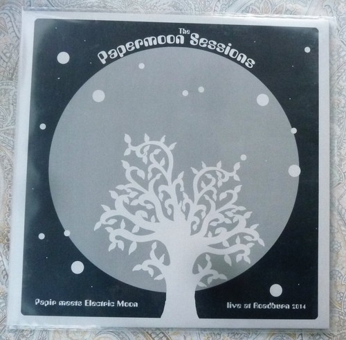 Papir meets electric moon - papir,
